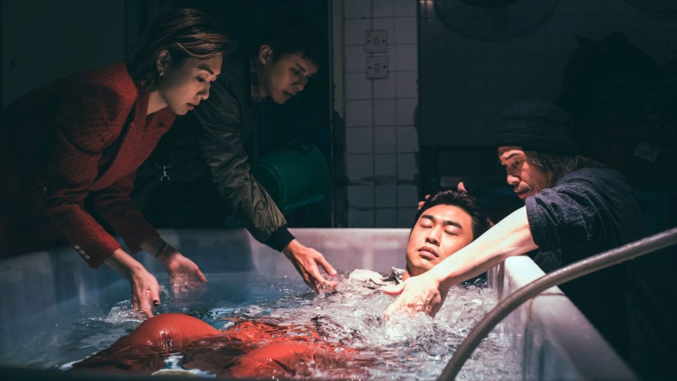 《破毒强人》首播，收视最高21.4点