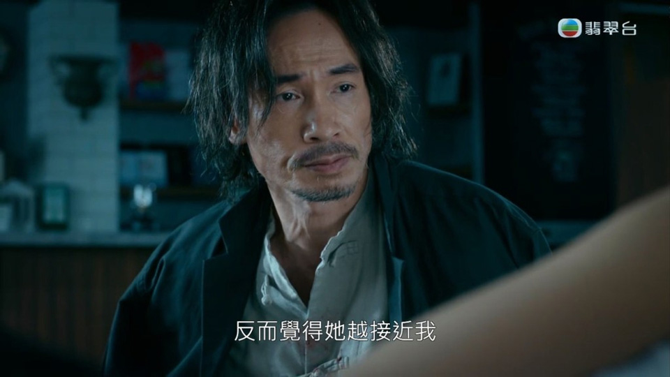 《破毒强人》上周五播出大结局，最终Big Boss“张强”身份揭晓，吸引逾173万观众追看，跨平台直播收视最高26.9点，为剧集收视之冠