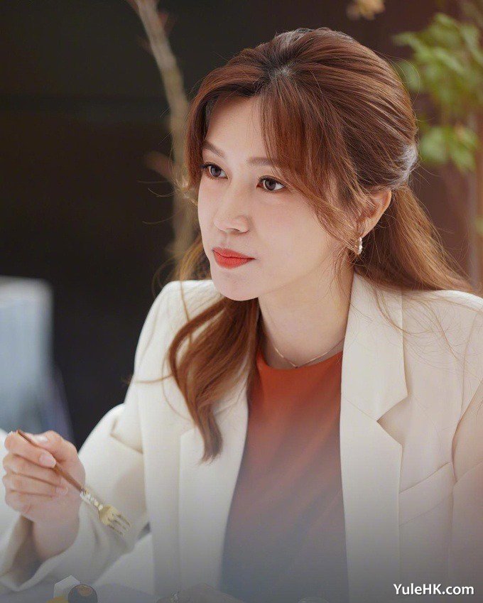 吴书婷（傅嘉莉 饰）